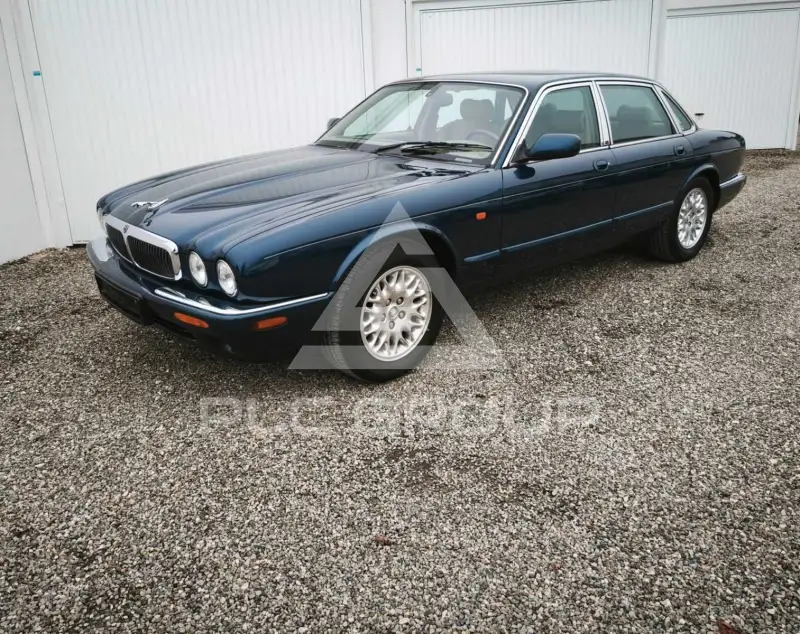 2001 Jaguar XJ