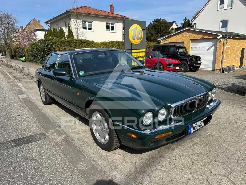 2001 Jaguar XJ