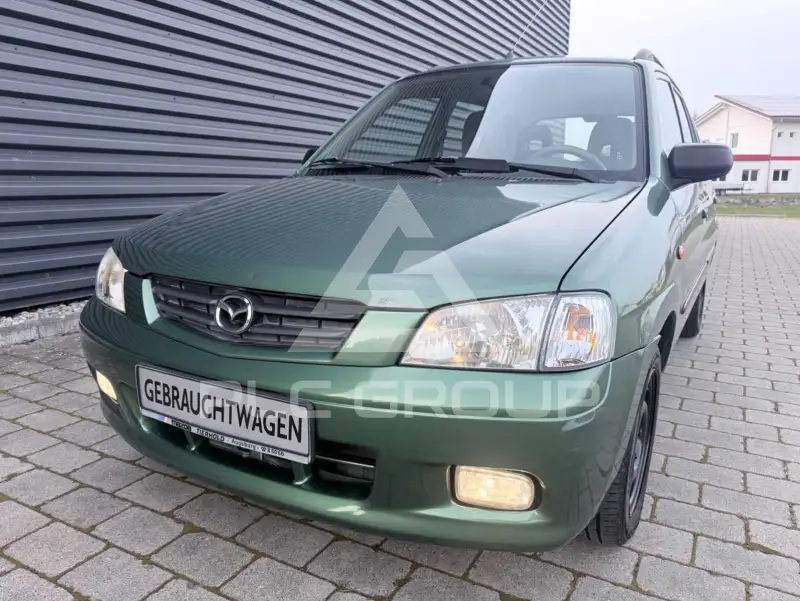 2001 Mazda Demio