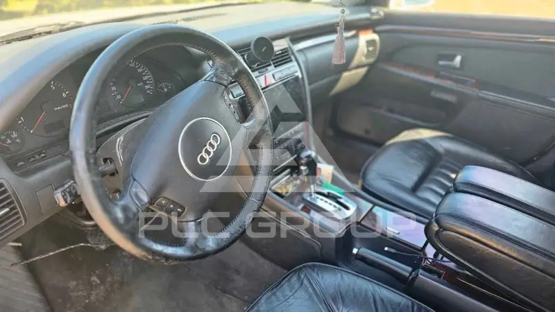 2001 Audi A8