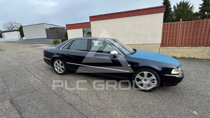 2001 Audi S8