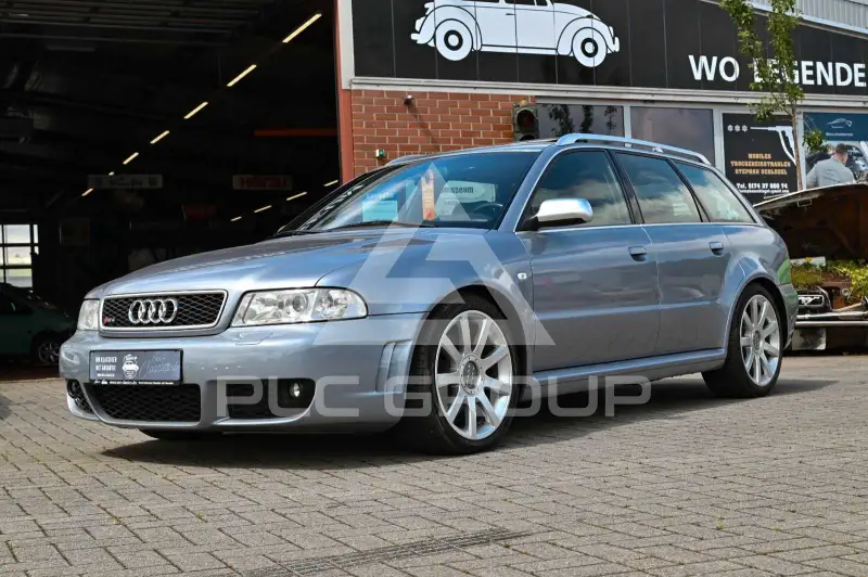 2001 Audi RS4