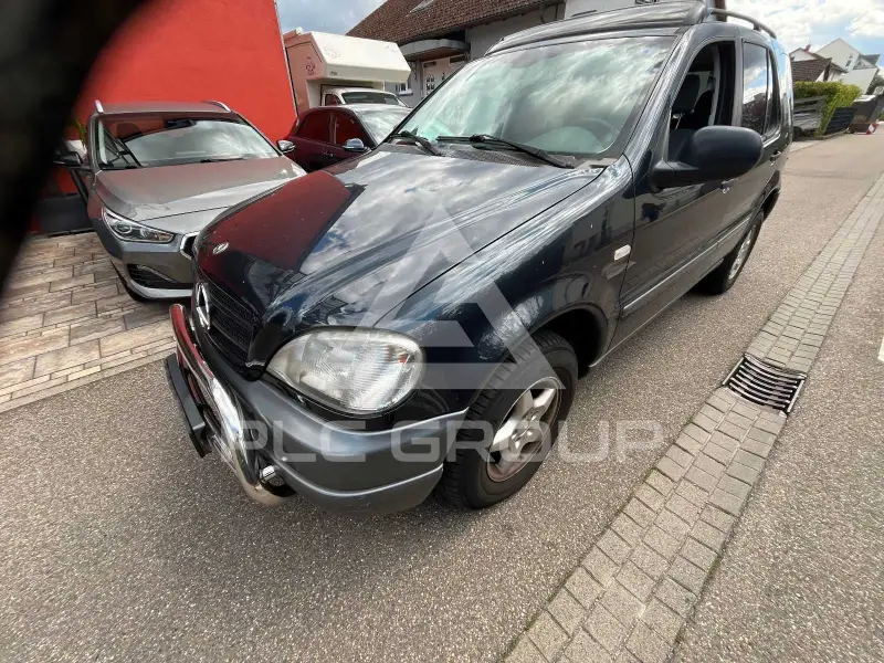 2001 Mercedes Benz ML 320
