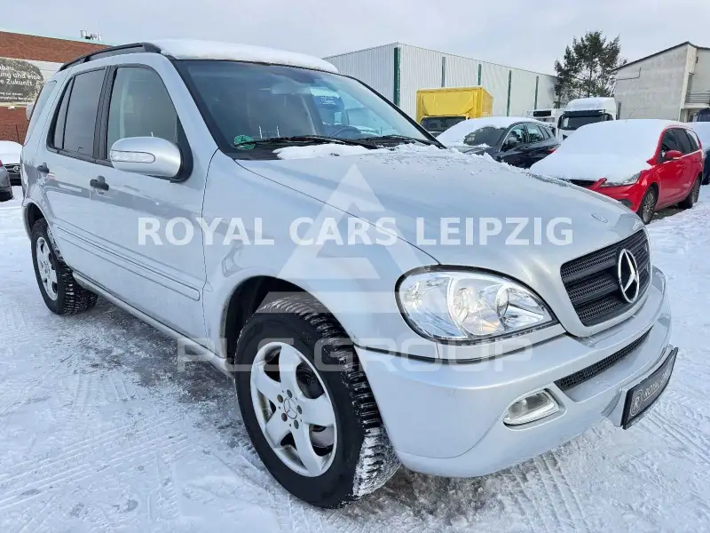 2001 Mercedes Benz ML 320