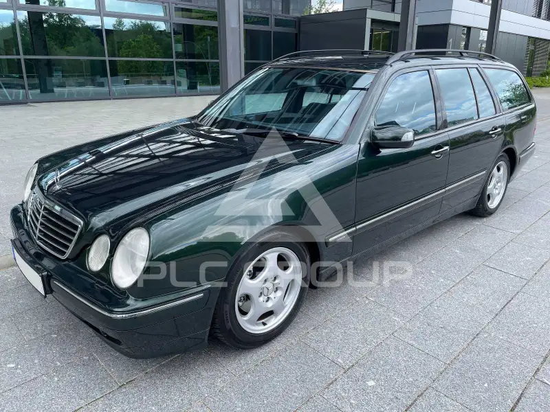 2001 Mercedes Benz E 320