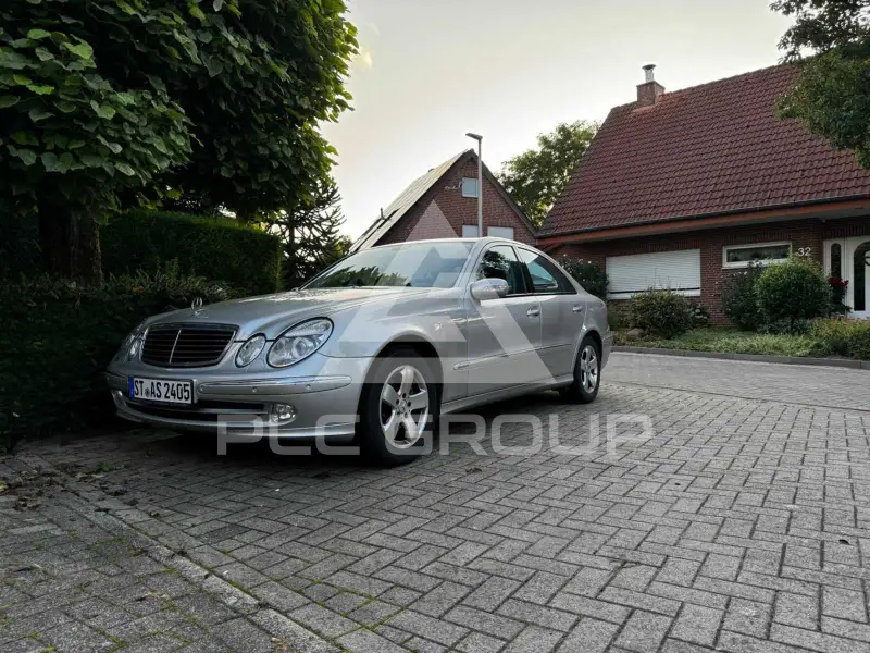 2001 Mercedes Benz E 320