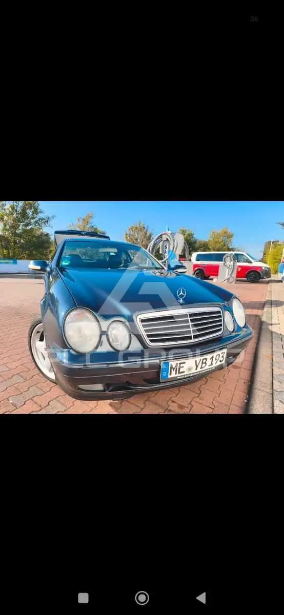 2001 Mercedes Benz 320