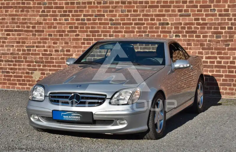 2001 Mercedes Benz SLK 200