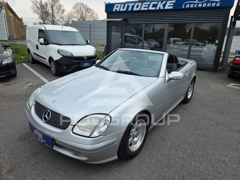 2001 Mercedes Benz SLK 200