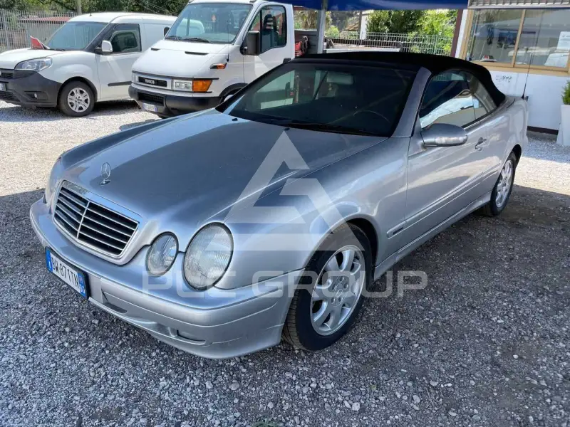 2001 Mercedes Benz CLK 200
