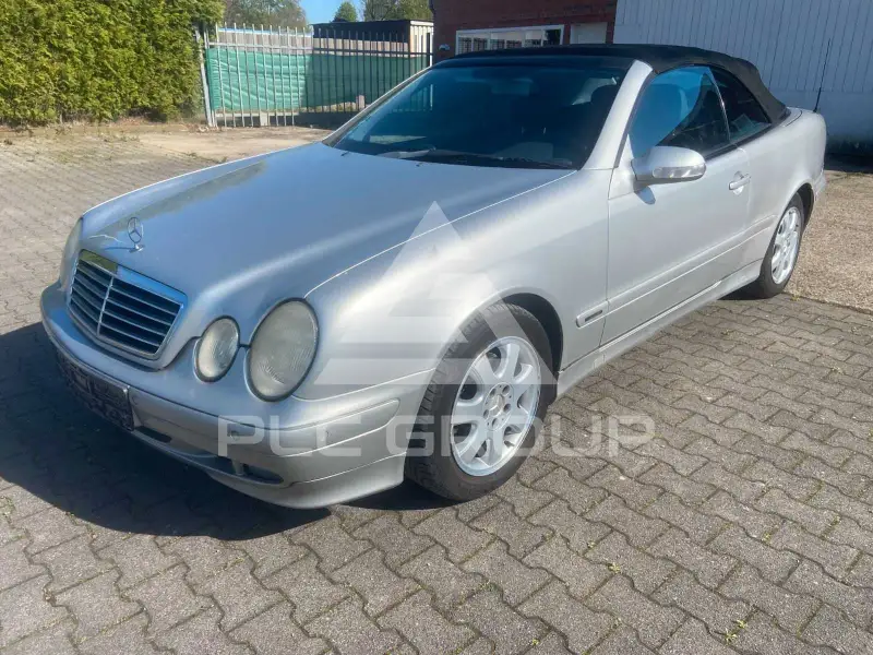2001 Mercedes Benz CLK 200