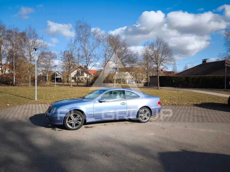 2001 Mercedes Benz CLK 200