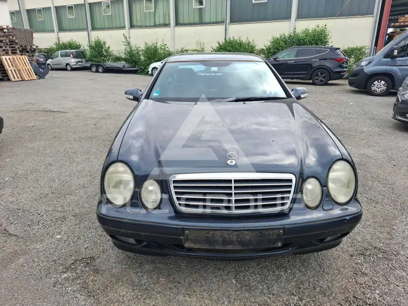 2001 Mercedes Benz CLK 200