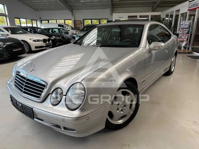 2001 Mercedes Benz CLK 200