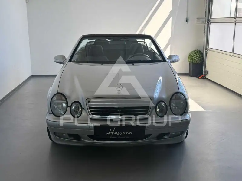 2001 Mercedes Benz CLK 200