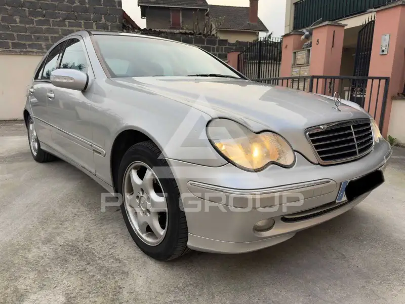 2001 Mercedes Benz 220
