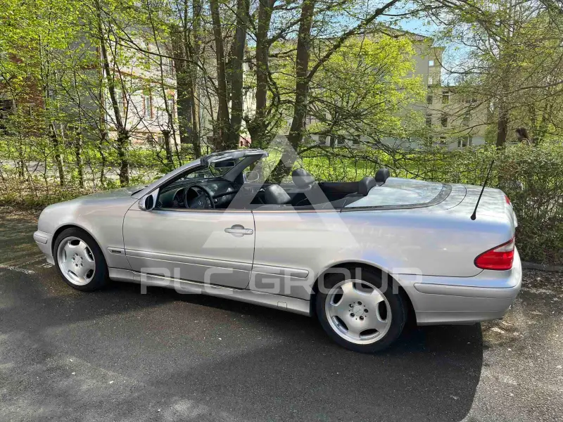 2001 Mercedes Benz CLK 320