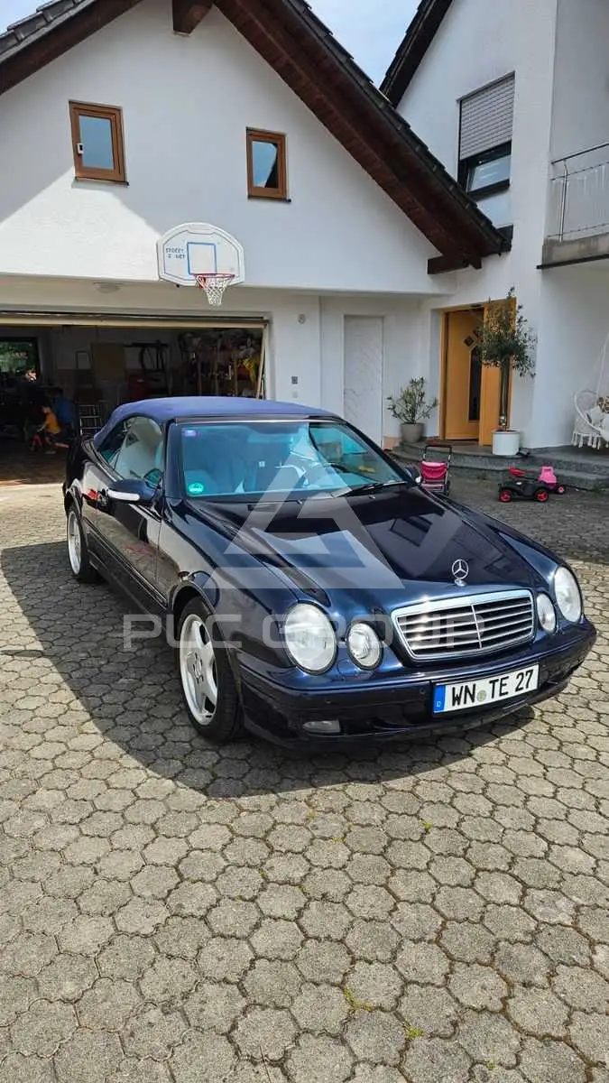 2001 Mercedes Benz CLK 320