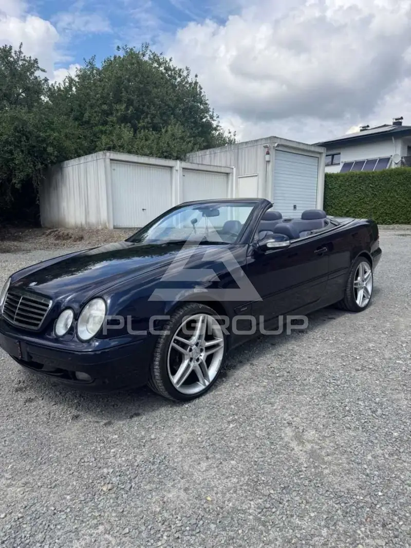 2001 Mercedes Benz CLK 320