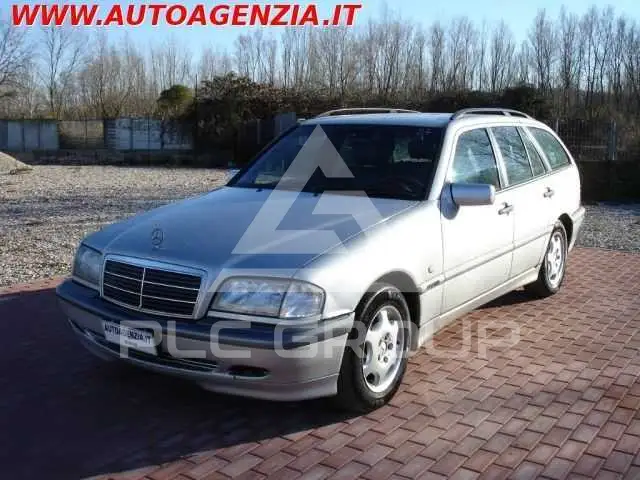 2001 Mercedes Benz C 220