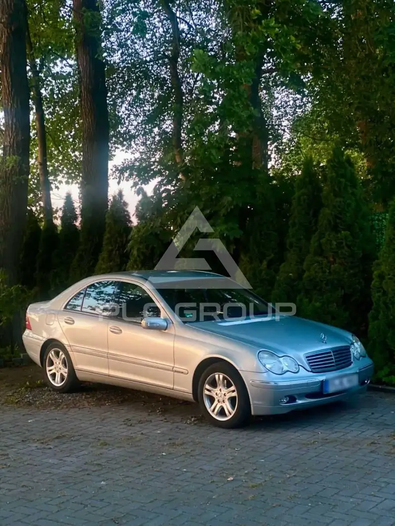 2001 Mercedes Benz C 220
