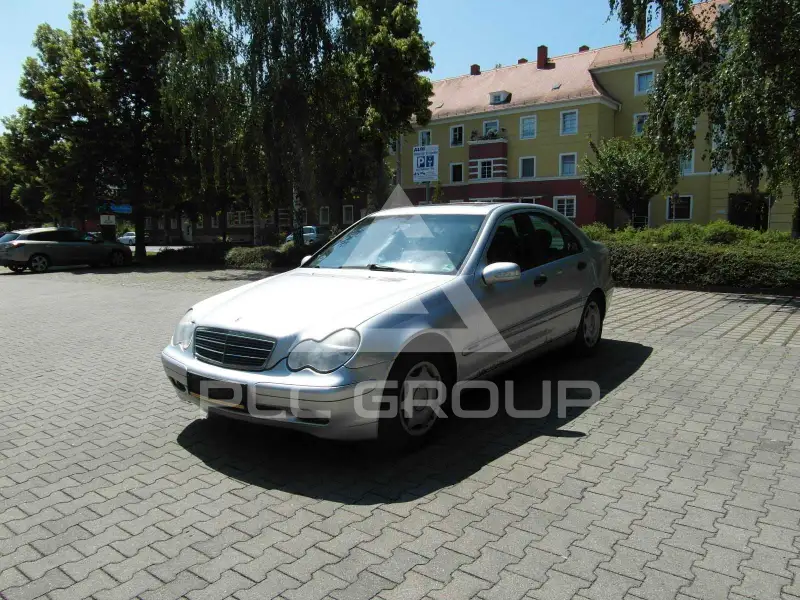2001 Mercedes Benz C 220