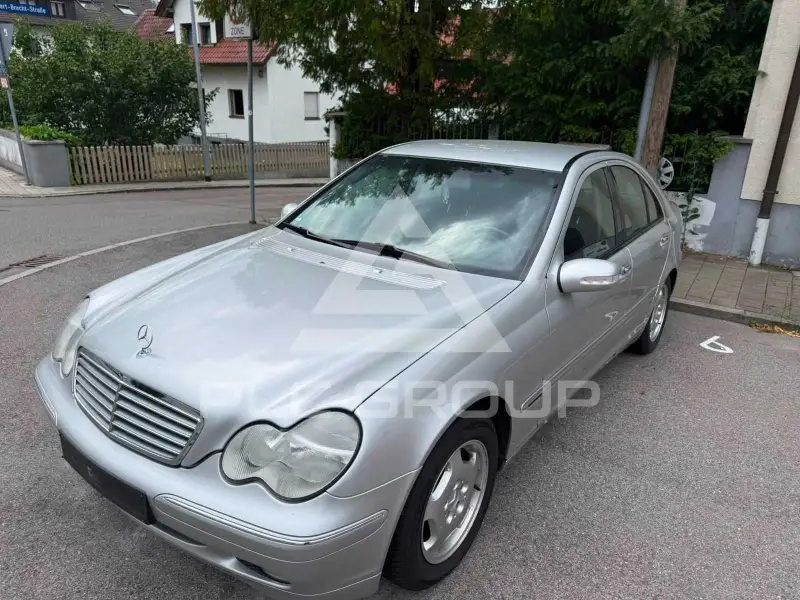 2001 Mercedes Benz C 220