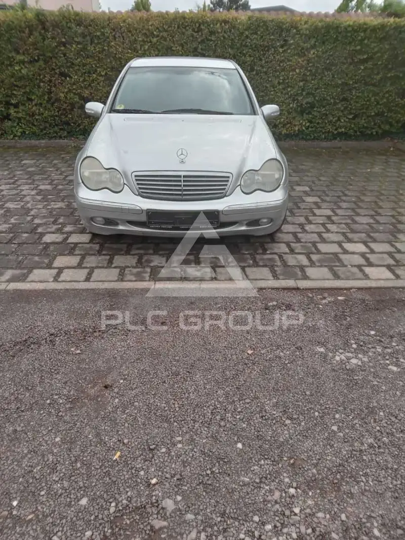 2001 Mercedes Benz C 220