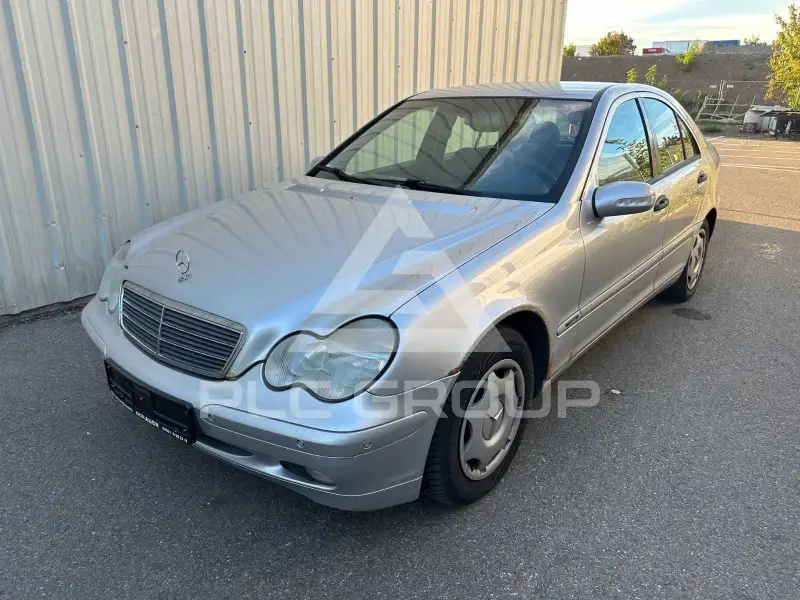 2001 Mercedes Benz C 220