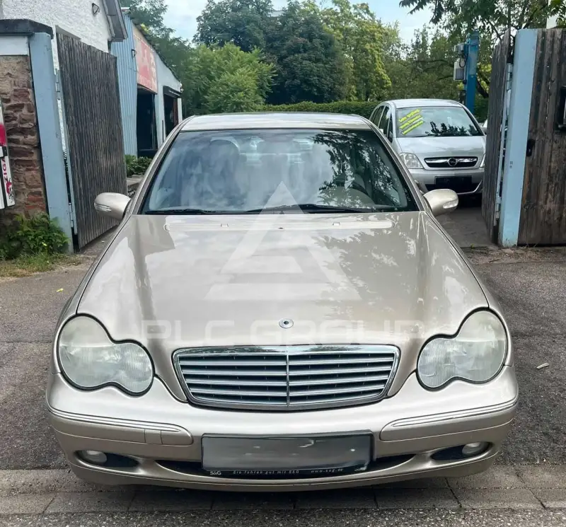 2001 Mercedes Benz C 220