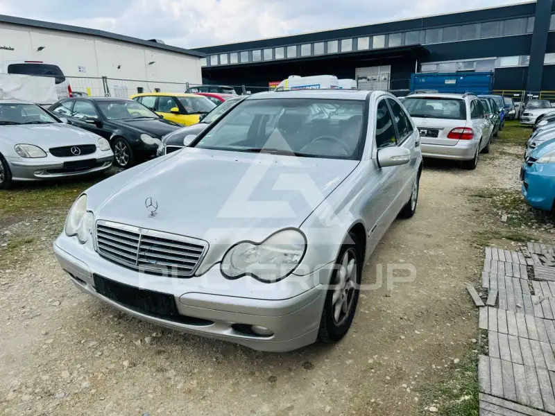 2001 Mercedes Benz C 180