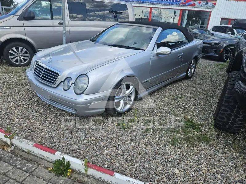 2001 Mercedes Benz CLK 230