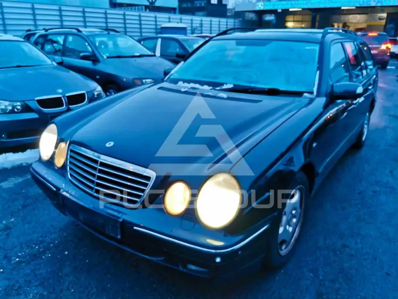 2001 Mercedes Benz E 240