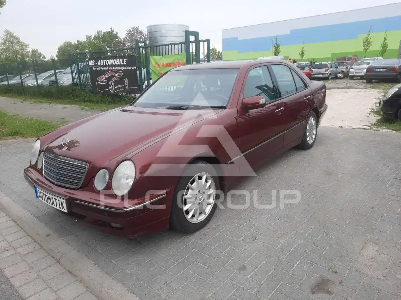 2001 Mercedes Benz E 240