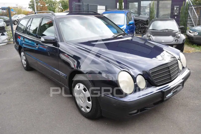 2001 Mercedes Benz E 240