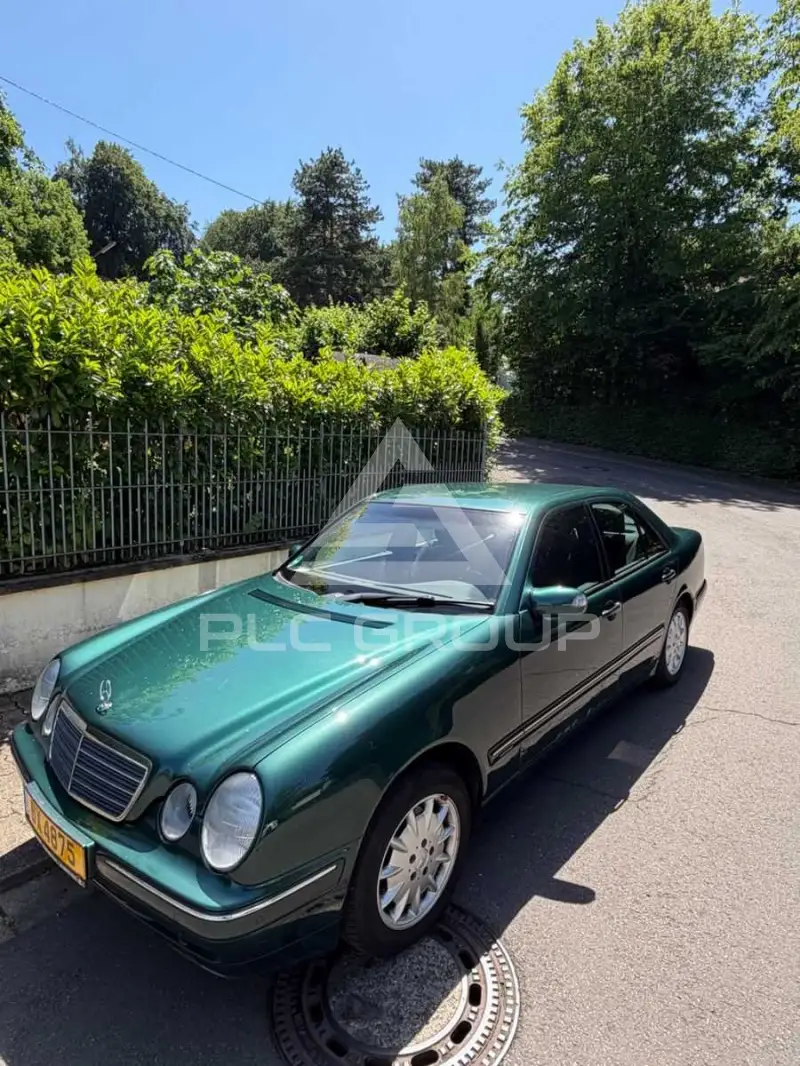 2001 Mercedes Benz E 270