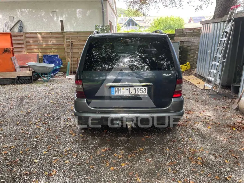 2001 Mercedes Benz ML 270