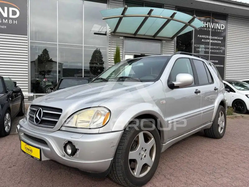 2001 Mercedes Benz ML 55 AMG