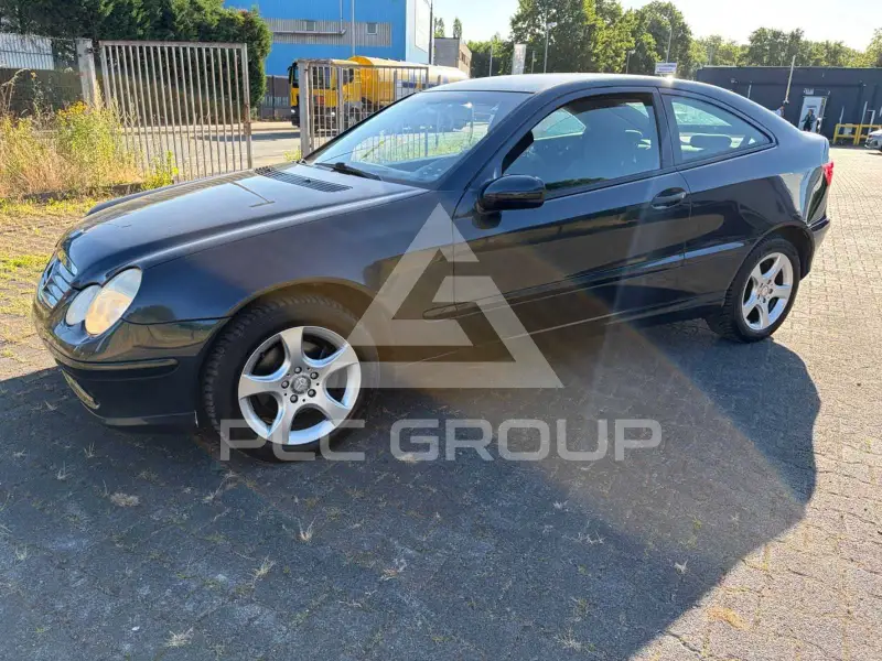 2001 Mercedes Benz CE 200
