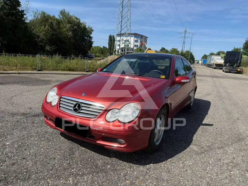 2001 Mercedes Benz CE 200