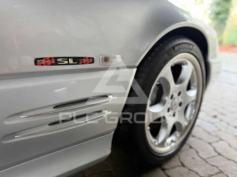 2001 Mercedes Benz SL 320