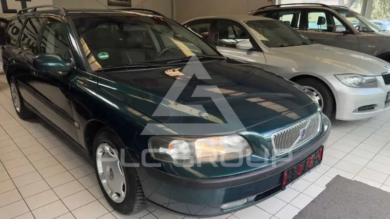 2001 Volvo V70