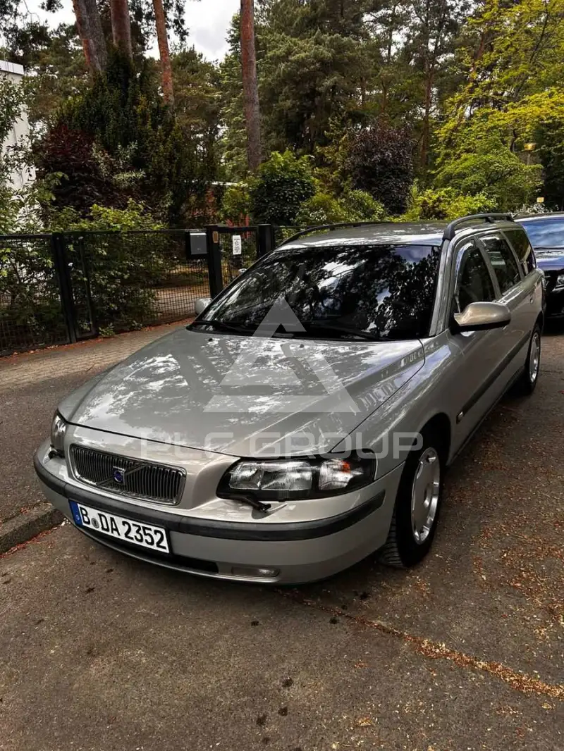 2001 Volvo V70