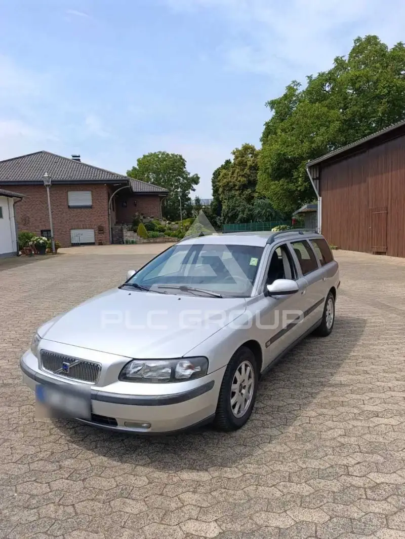 2001 Volvo V70