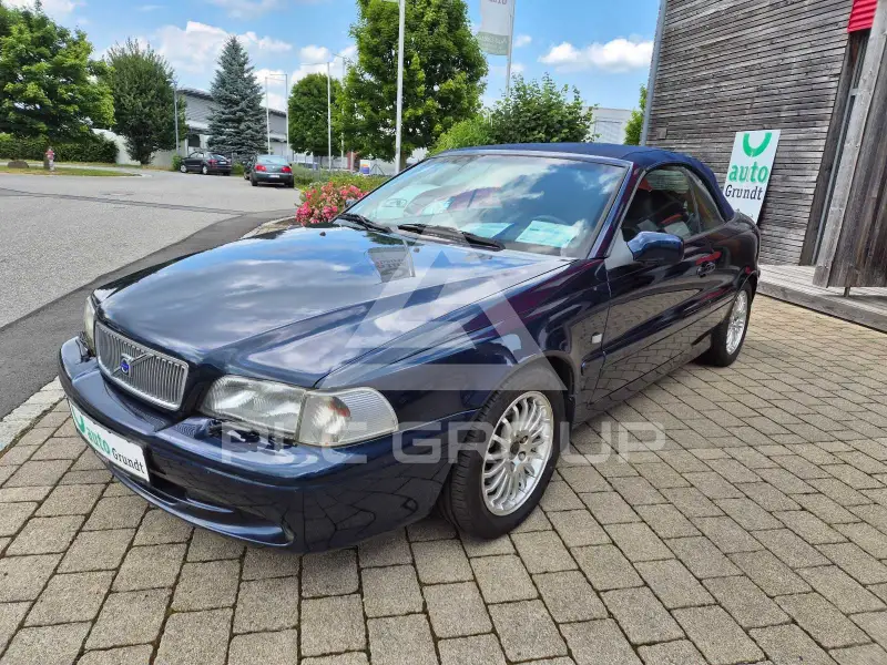 2001 Volvo C70