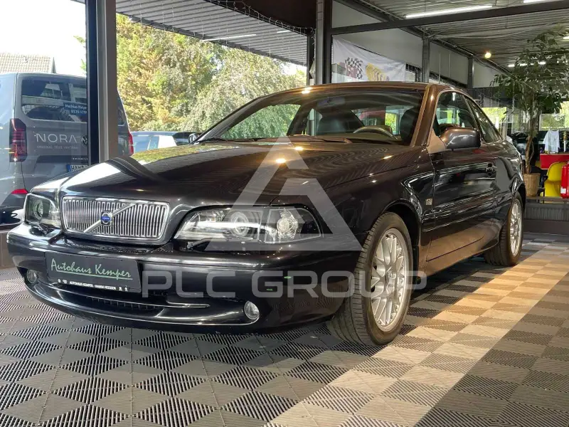 2001 Volvo C70
