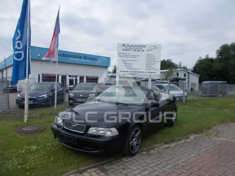 2001 Volvo C70