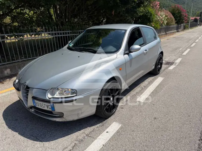 2001 Alfa Romeo 147