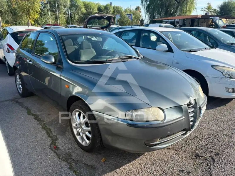 2001 Alfa Romeo 147