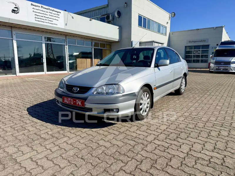 2001 Toyota Avensis
